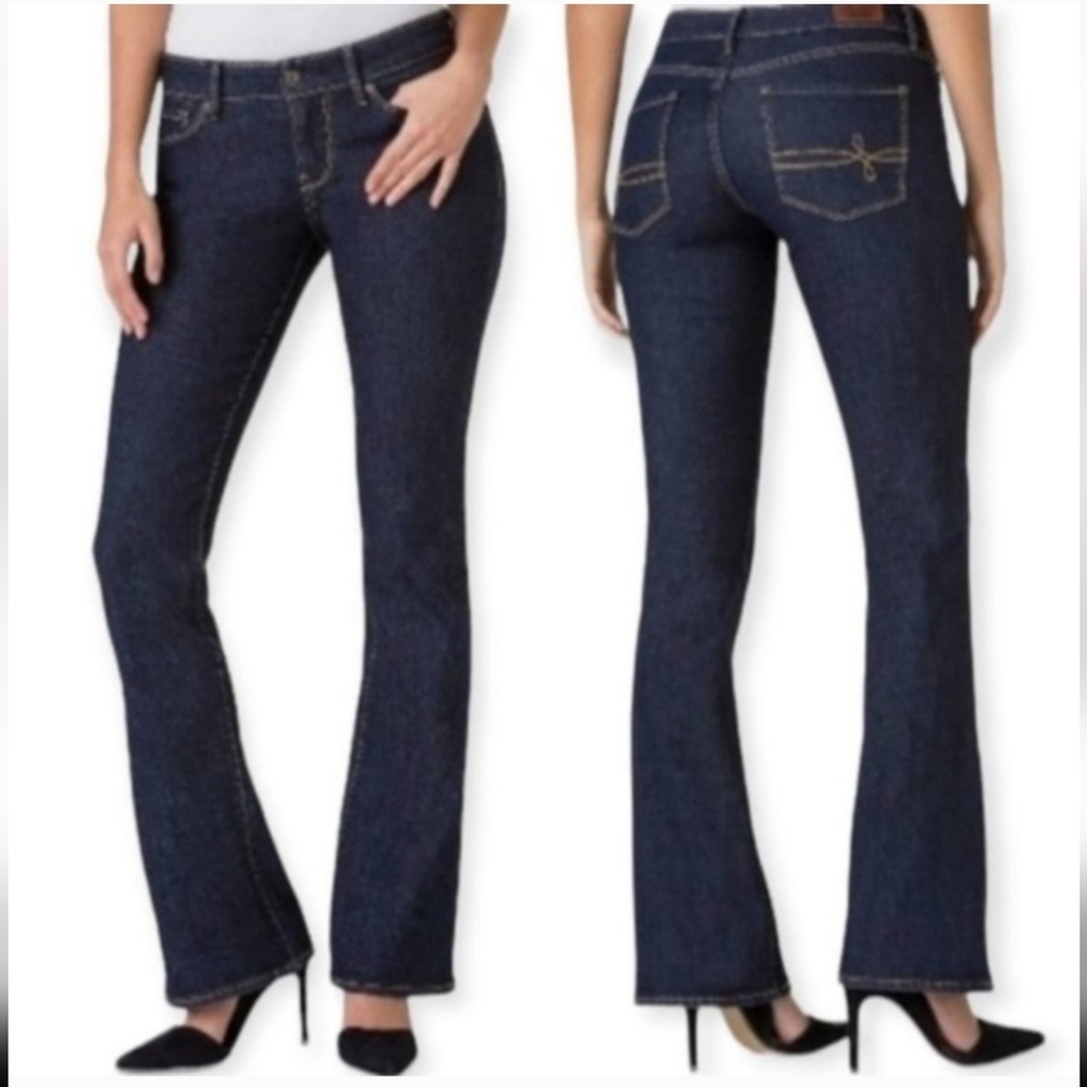 Denizen from Levi's Modern Bootcut Size 14 Mid-Rise